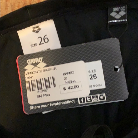 Boys speedo - Picture 3 of 4